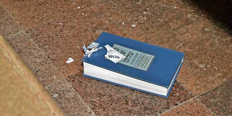 Trial for worst antisemitic attack in US enters final stretch