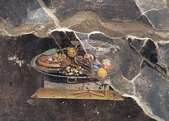 Have Pompeii archaeologists stumbled upon depiction of ancient pizza?