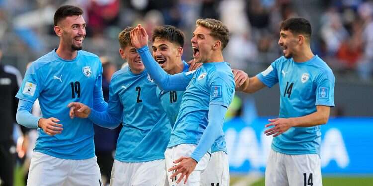 Continuing winning streak, Israel's U-21 soccer team qualifies for Euro quarterfinals