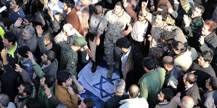 Enemies convene over reform crisis, decide against 'direct interference'