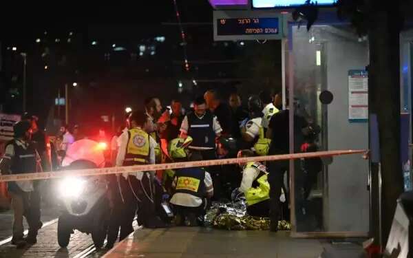 Israeli wounded in stabbing attack at Jerusalem light rail
