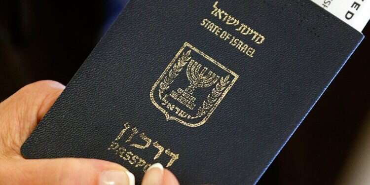 It's official: Israelis can now enter US without visa