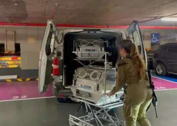 IDF offers incubators to Gaza; Hamas refuses to let medical staff take them