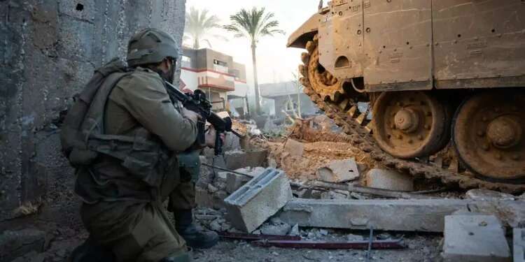 LIVEBLOG: Ministers empower Mossad director to discuss release of 'senior' terrorists in ceasefire talks