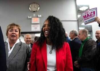 'Some won't like seeing a former Israeli soldier running for Congress, but I know the vast majority will be with me'