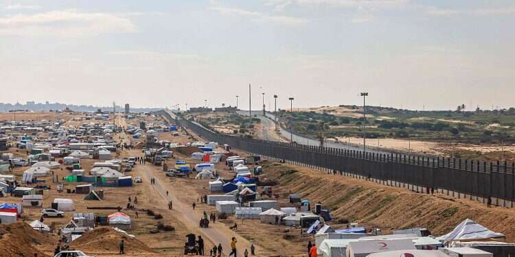 Egypt reportedly preparing area for Gazans to use as shelter