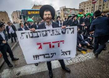 Despite Knesset infighting, draft of Haredim gains momentum within community
