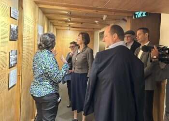 Czech ambassador to Israel visits Ghetto Fighters' House Museum