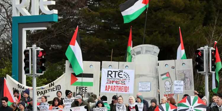 Pro-Palestinian rally in Dublin, Ireland Israeli envoy to Ireland receives death threats, 'white powder' in mail