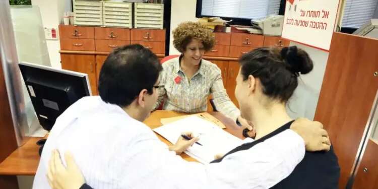 Couples and financial habits: Insights from a life insurance survey