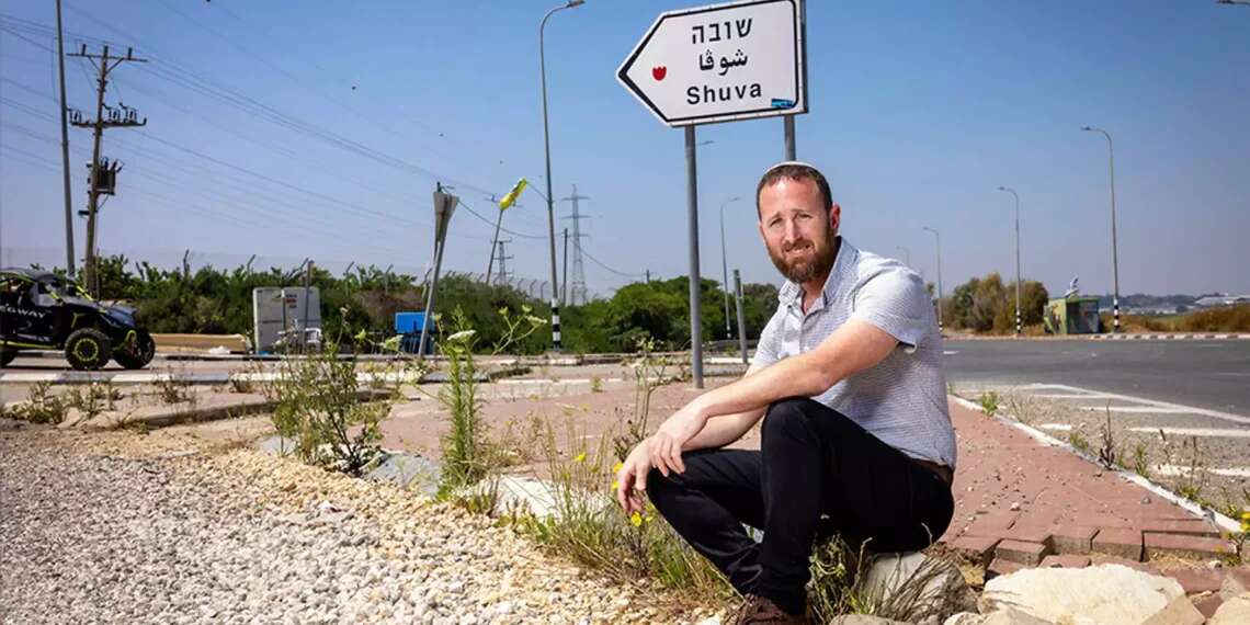 Gedalya Fandel 'They unloaded bodies from the car – like in the Holocaust': Doctor who set up a medical station recalls dramatic moments of Oct. 7