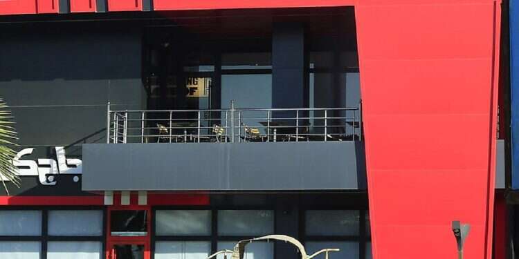 US boycotters violently attack Baghdad KFC over Israel; Iraq detains 12