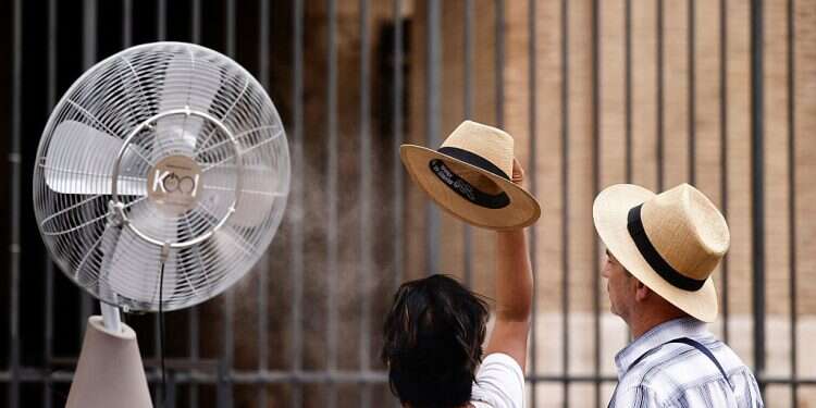 DC declares heat emergency as scorching temperatures grip US