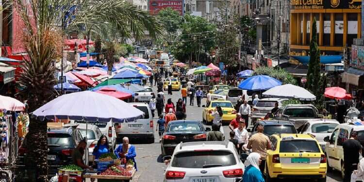 American's interviews in Ramallah turn hostile, forced to delete footage