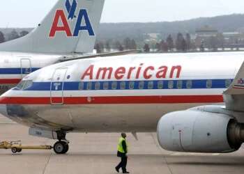 American Airlines planes