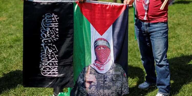 Report: This is how pro-Palestinian influencers manipulate youth on Harris