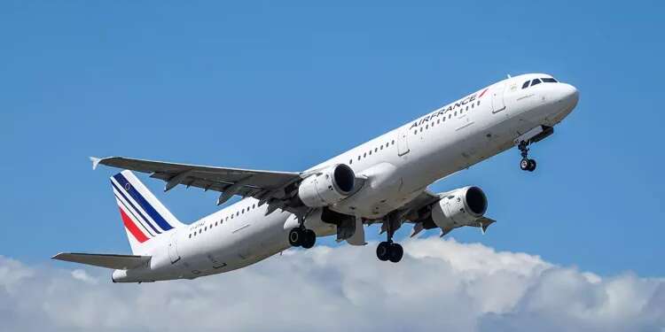 Airlines cancel flights to Israel following Lebanon explosions