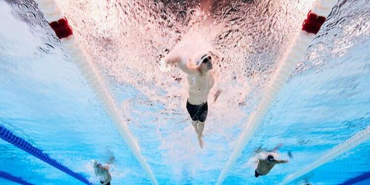 WATCH: Israeli swimmer defies cerebral palsy to win Paralympic gold