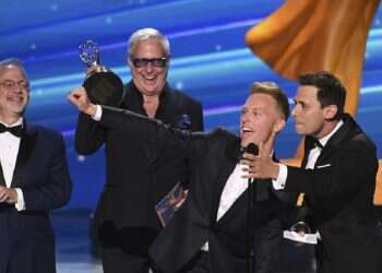 'Only Murders in the Building': Songwriting duo achieves EGOT status