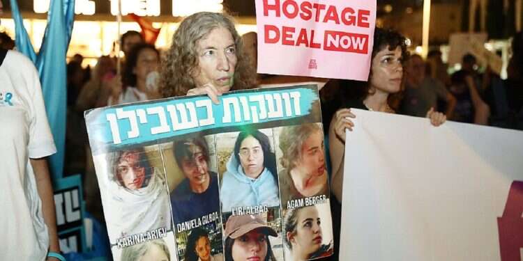 Demonstrations in Tel Aviv call for a ceasefire and a hostage deal on July 25, 2024 Pessimism mounts as Gaza ceasefire talks falter