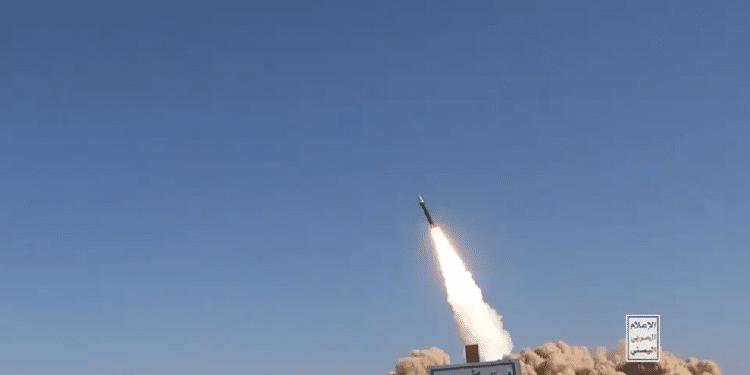 Yemeni official asks Israel for help against Houthis