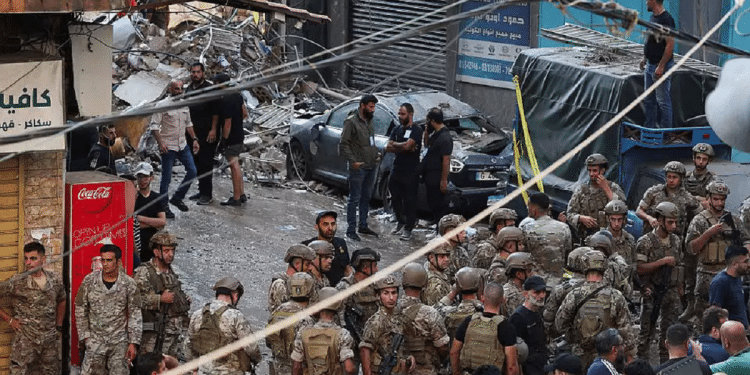 Report: Israeli detained in Beirut after entering on British passport