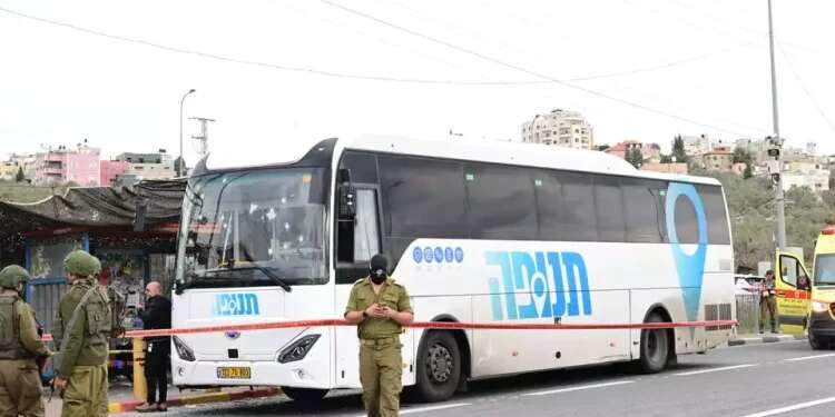 9 wounded in shooting near Ariel, terrorist neutralized