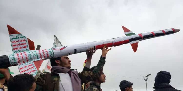 What is a hypersonic missile, and can Israel intercept it?