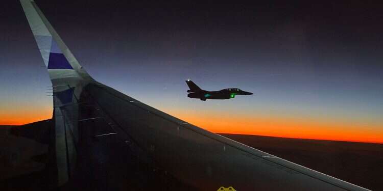 China sends warships, aircraft and balloons to Taiwan straits as tension rises