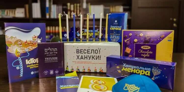 Ukraine's Jews prepare for Hanukkah despite war