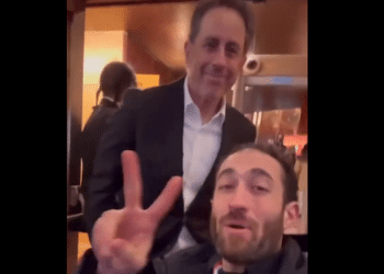 'I don't care about Palestine': Jerry Seinfeld confronted during selfie