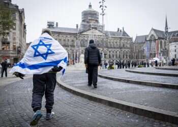 'Outrageous': dozens of alumni to return degrees over Dutch university's step against Israel
