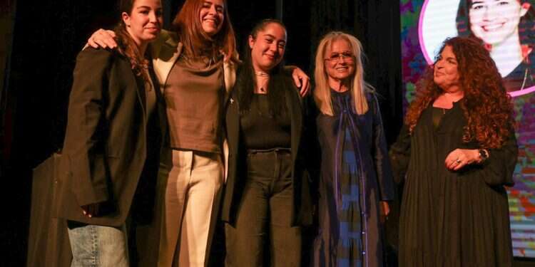 Hamas captivity survivors honor doctor who treated them at Israel Hayom Women's Day gala