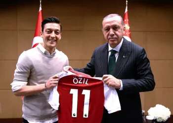 After inciting against Israel, Mesut Özil faces humiliation from former club