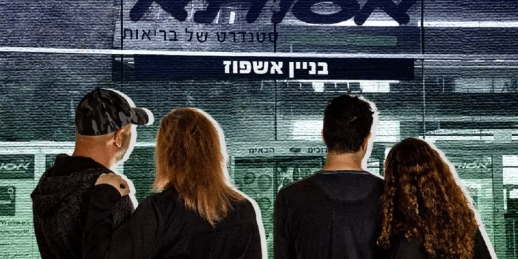 Court awards custody to birth parents in IVF mix-up case