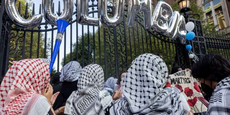 Trump cuts $400 million grant to Columbia University