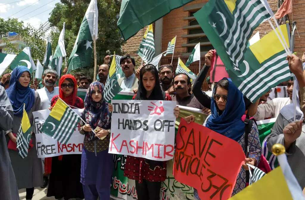 India and Pakistan on brink of war: How the region edged toward nuclear ...