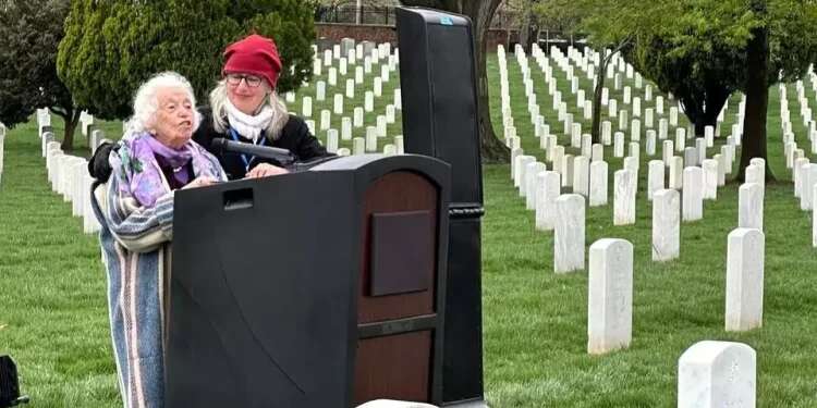 Crosses replaced with Stars of David: Final honor for Jewish soldiers after 100 years