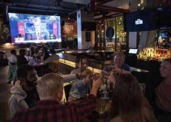 'I'm shaking I'm so mad': Dave Portnoy promises 'to ruin' antisemitic customer