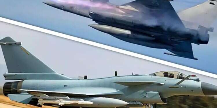 An Indian Dassault Rafale plane and a Chinese J-10 from Pakistan