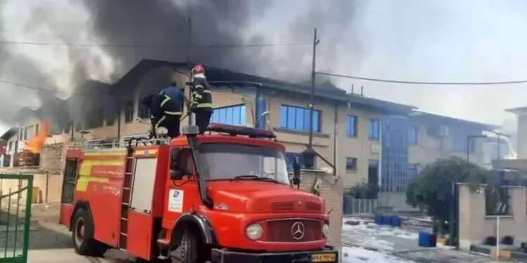 Explosion and fire at factory in Mashhad