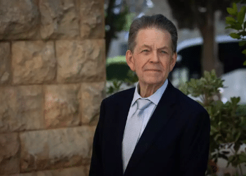 55-year White House advisor explains why Trump's trade war will work