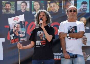 Why Netanyahu's hostage deal strategy is tearing families apart