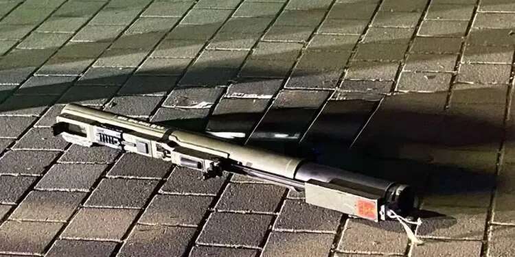 LAW fired at apartment in Kiryat Ata