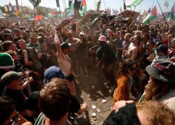 'Death to the IDF': Glastonbury music festival turns into antisemitic rally