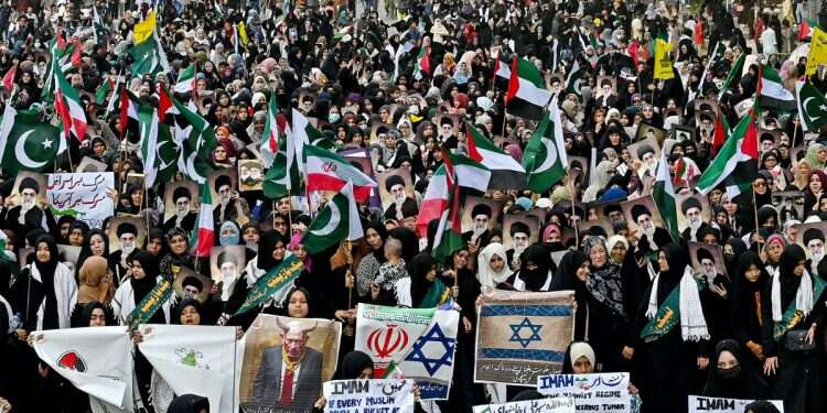 Shiite Muslims hold placards to condemn US and Israel's attacks on Iran, during a protest in Karachi on June 22, 2025 (Photo: Asif Hassan / AFP) Pakistan recommends Trump for peace prize, then immediately regrets it