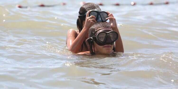 104°F heat: Safety warnings issued