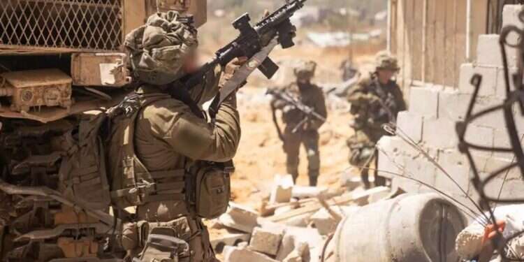 Israeli officials: 'Talks stalled, IDF to present Gaza operational plan'