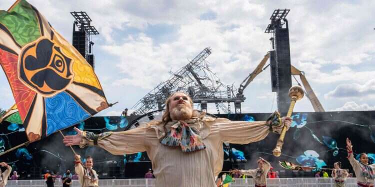 Anti-Israeli group tries to arrest IDF soldiers at Tomorrowland