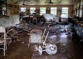 Texas flooding tragedy tops 100; Mexico sends help